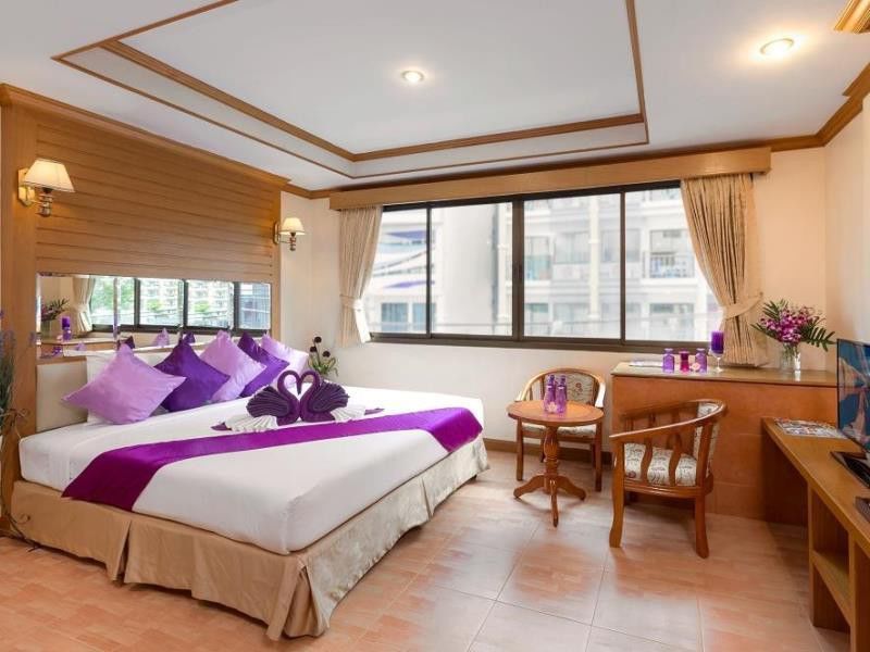 Bangkok Residence Patong Exterior photo